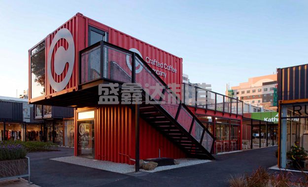 “訂單減少，空柜快堆到門口了！”全球集裝箱空箱突然多了起來